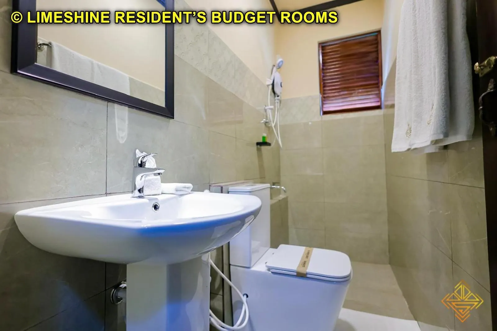 Katunayaka Limeshine - Airport Transit Hotels & Residences 4*,  סרי לנקה