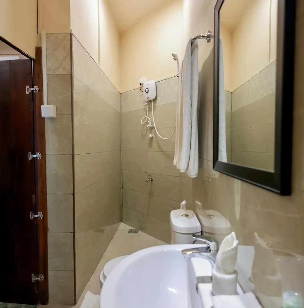 Katunayaka Limeshine - Airport Transit Hotels & Residences
